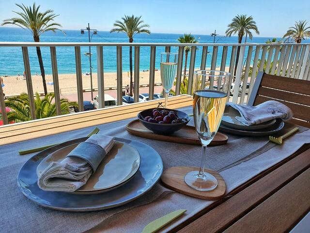 Ted’s seaview flat gallery image 2