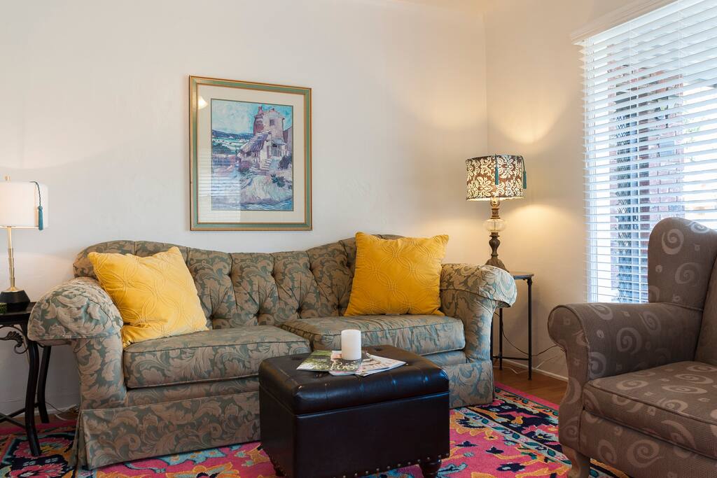 Let the sun shine in, happy room, with street view
Lath and plaster walls that add to quiet rooms
