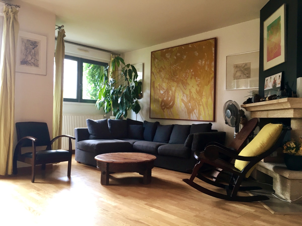 Grand Salon lumineux / Пространа и светла дневна соба 