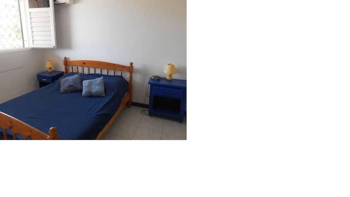 楼下卧室有空调