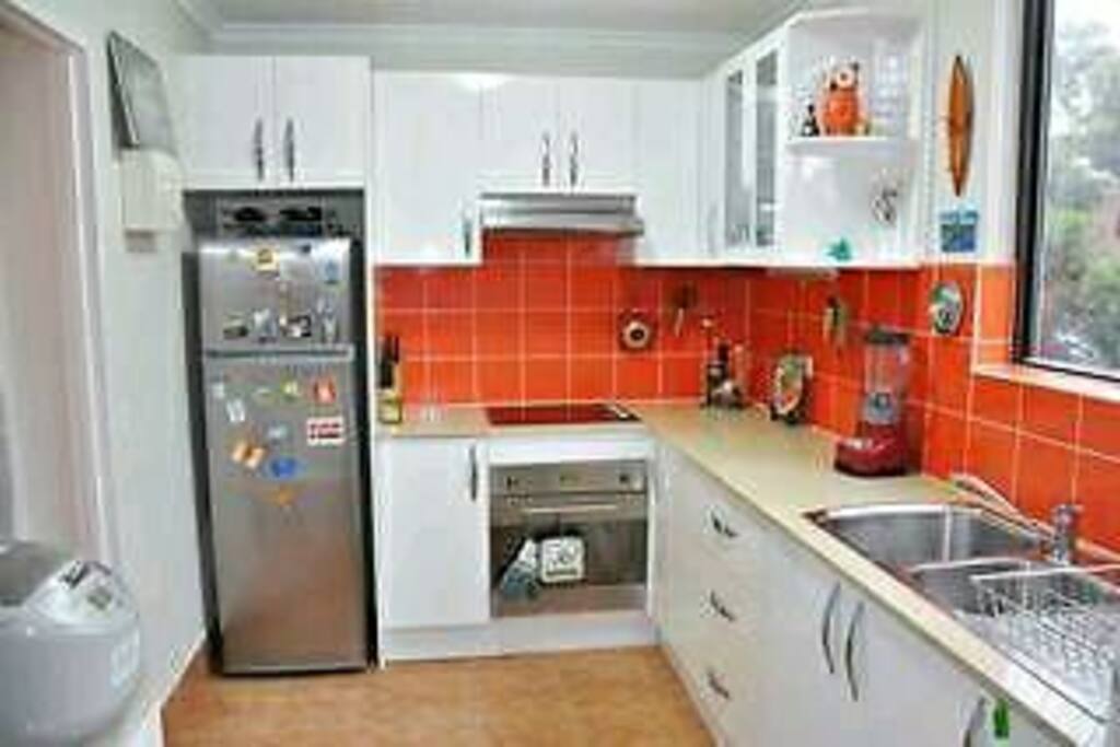 Full kitchen