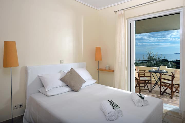 Aurora Sea View Apartment - Corfu
