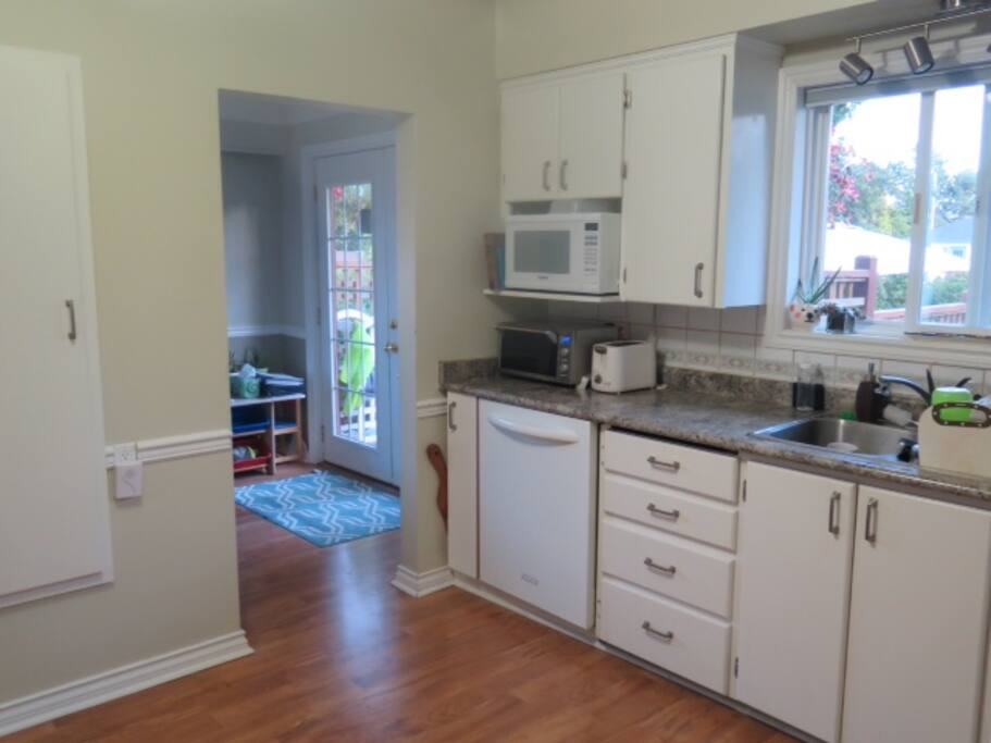 Spacious kitchen