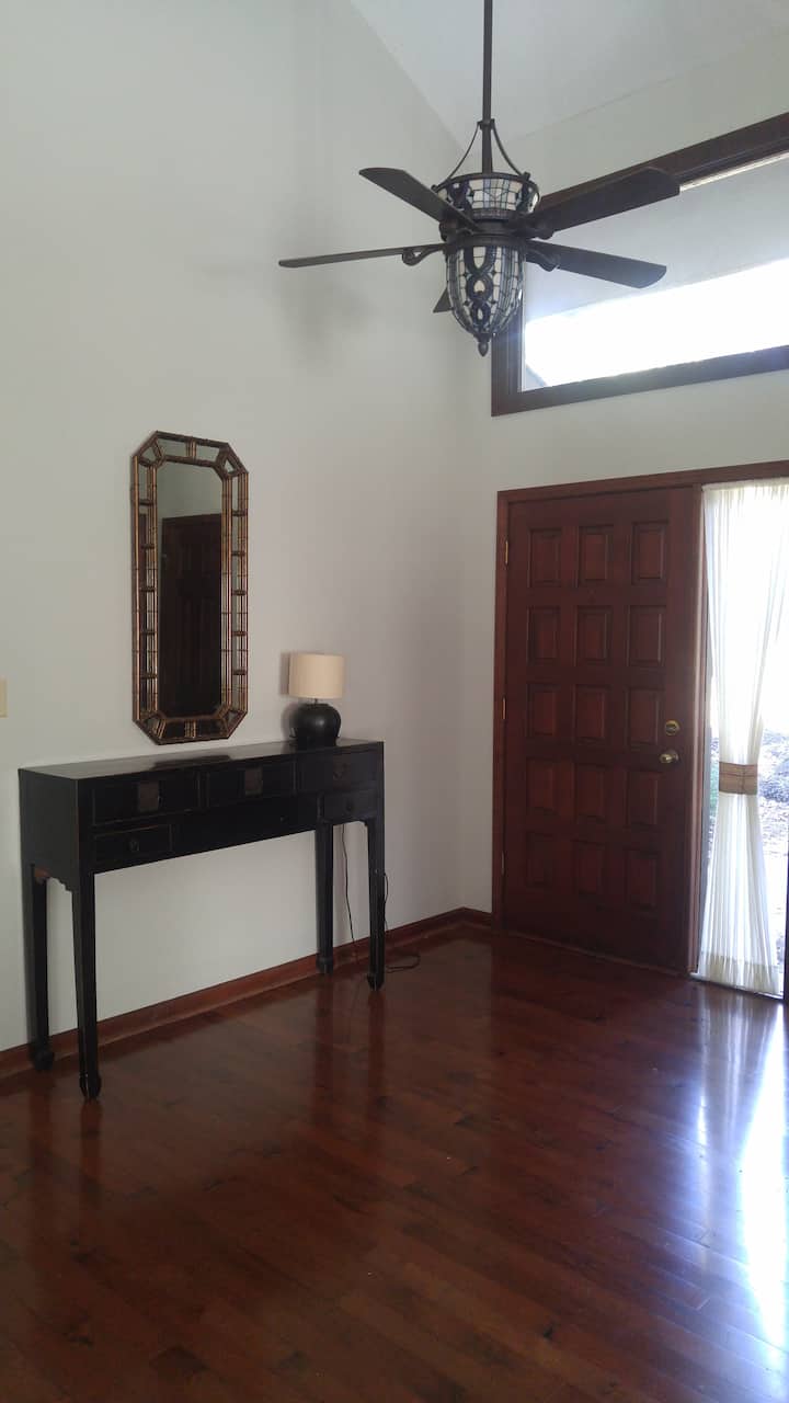 Top 15 Airbnb Vacation Rentals In Peachtree City, Updated