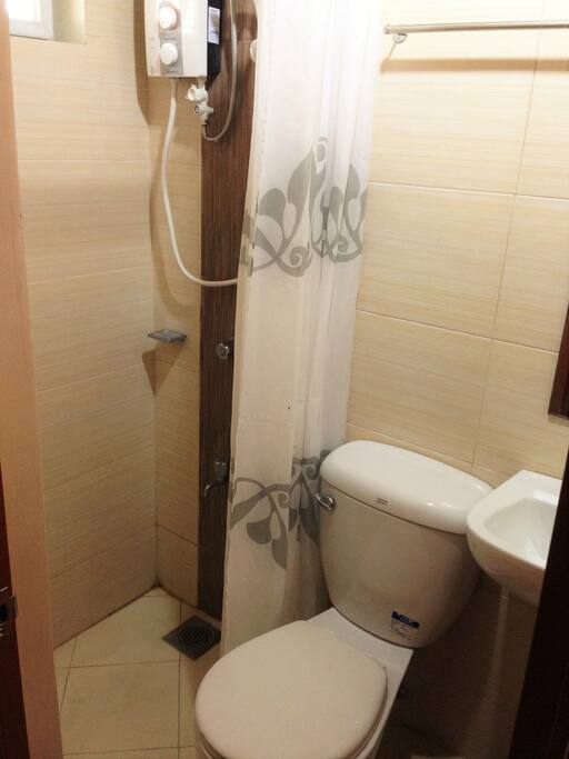 Master's Bathroom