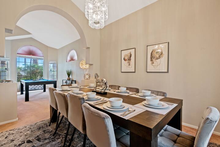 5BR Haven: Heated Pool & BBQ + Games gallery image 4