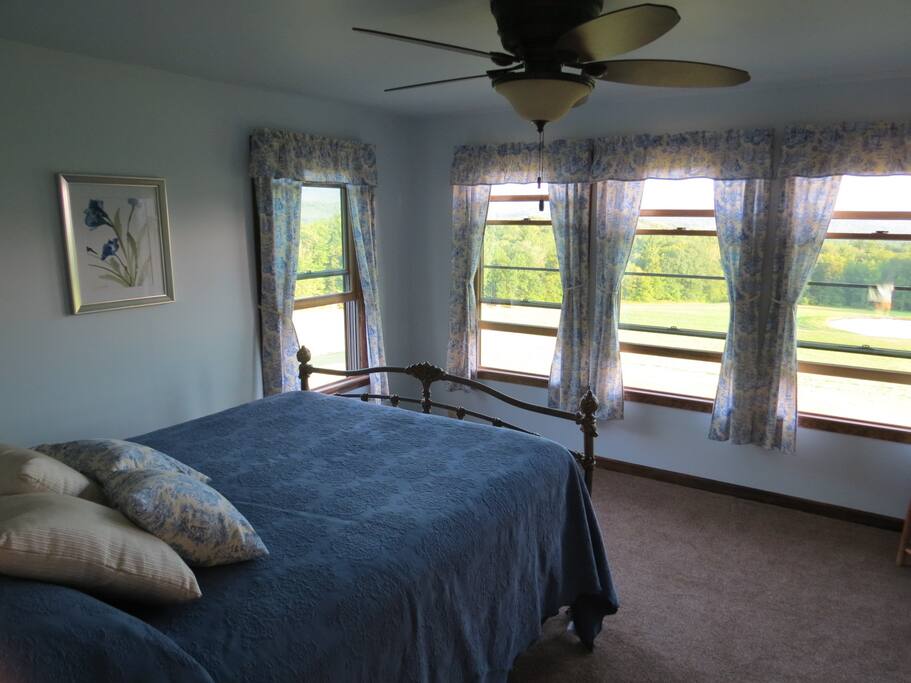 Mt. View Room