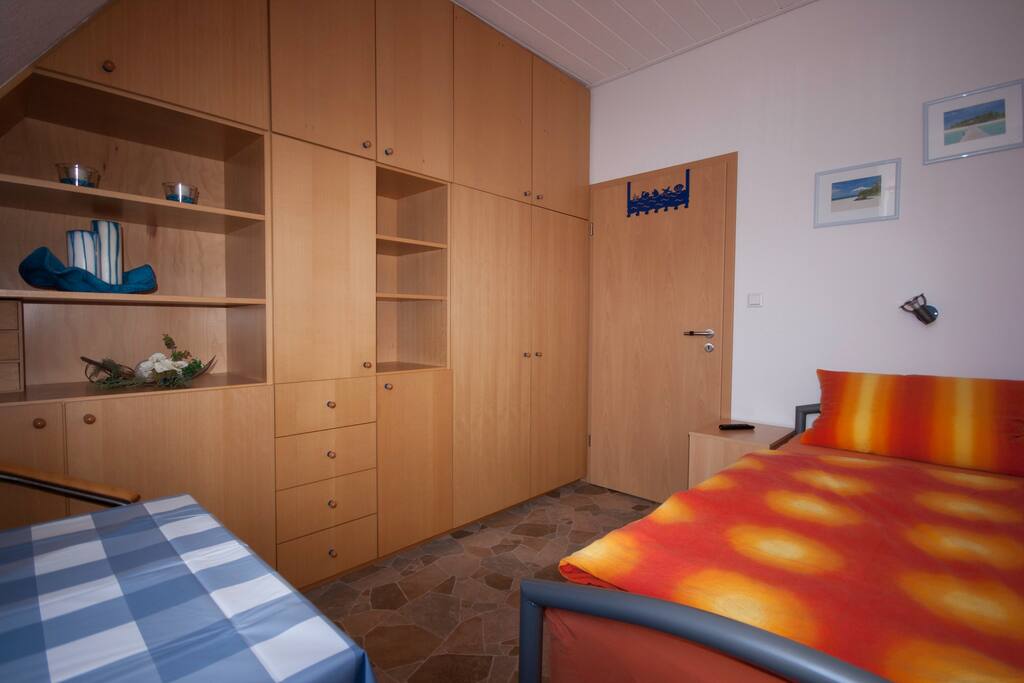 Großer Schrank für Dauergäste