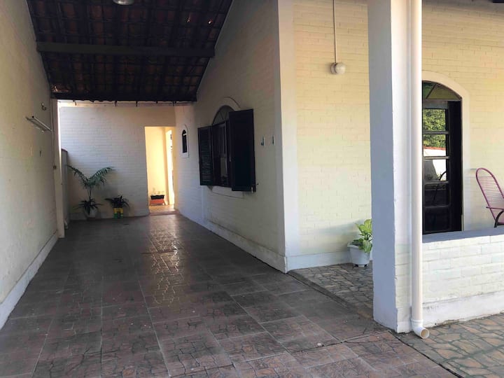 Casa Com Piscina Em Itaipuaçu - Maricá - Niterói