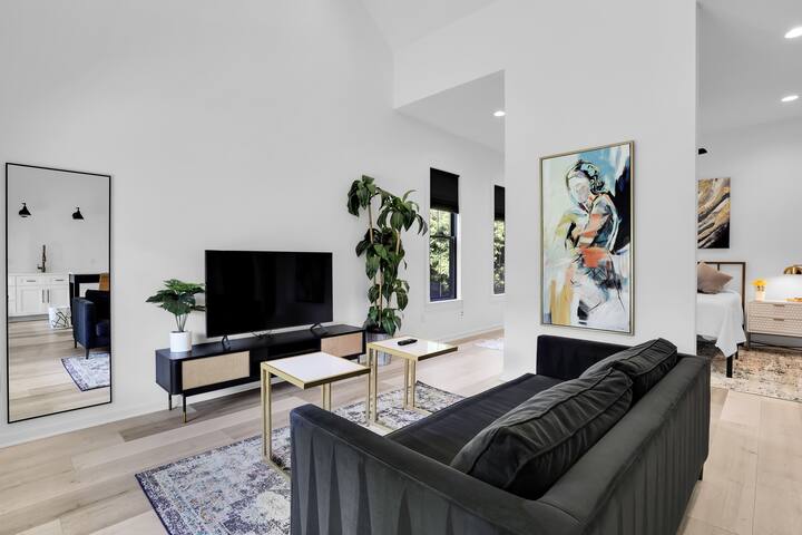 savvy managed Airbnb listing 2