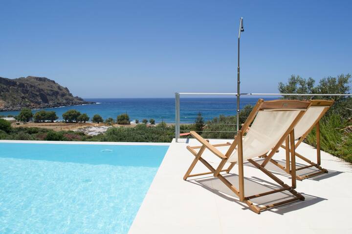 Villa Corallium in Sfinari with amazing sea view gallery image 2