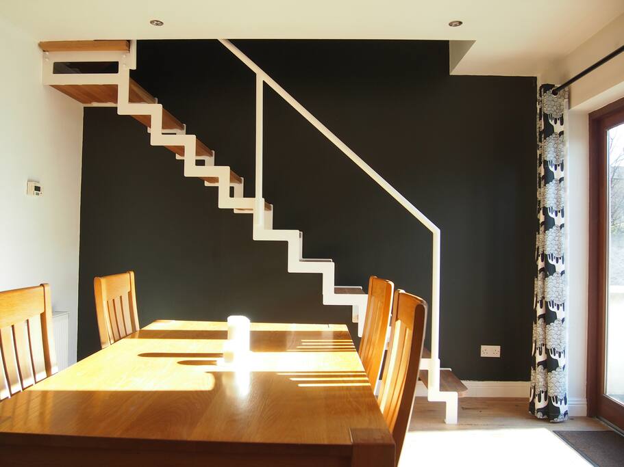 1st floor dining space