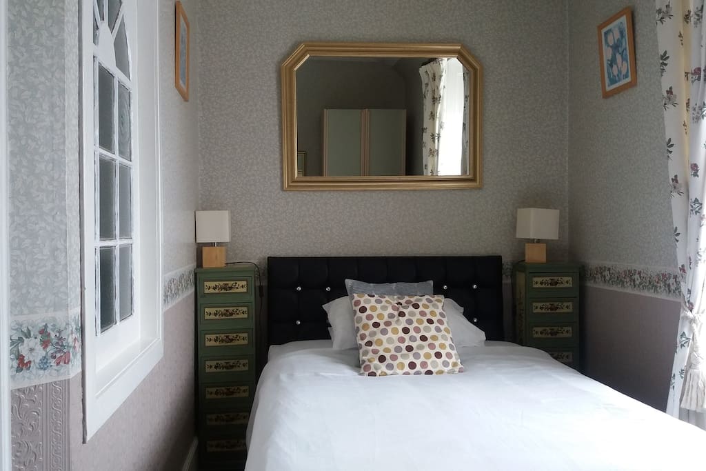 Room 1. Single En-Suite.