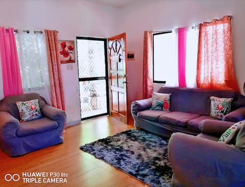 Maxine's Guest House