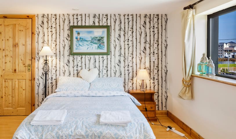 THE BEST VIEW! House of Swans, Big Double Room N.1