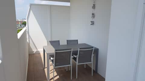 Top performing Airbnb: New apartment in the center 100 meters from the sea in Jesolo