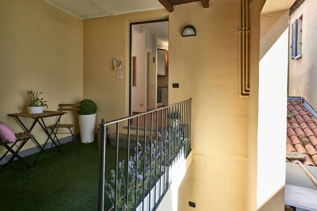 Ingresso e terrazzino