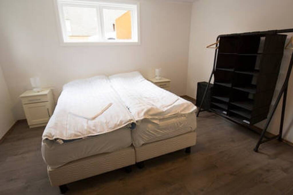 Good mattresses. desk and chair for business work.