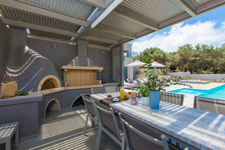 Villa Naya, walking distance to beach & sea view! gallery image 5