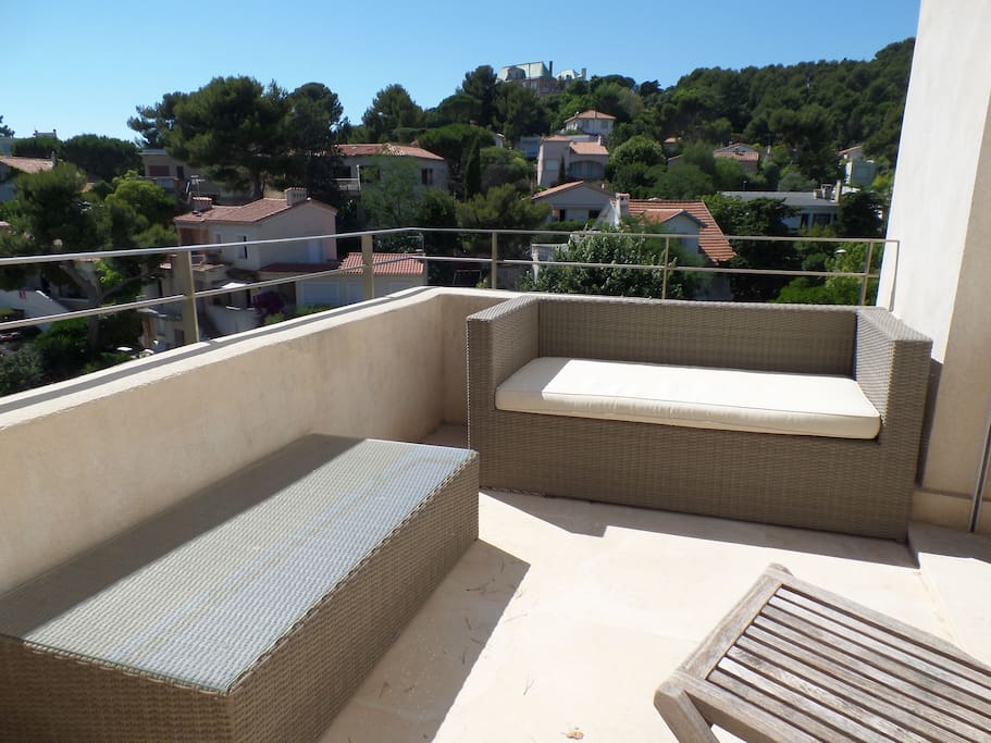 Private lot with sea view Houses for Rent in Marseille, Provence