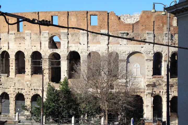 RomeAsYouLike – Colosseo Experience 45 gallery image 2