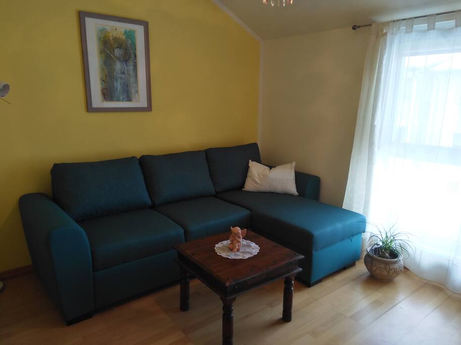 Studio mit Schlafcouch ...
