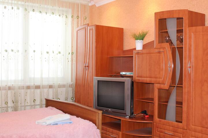 Снять двухкомнатную квартиру в районе рынка тухачевского ставрополь. Лида тухачевского 51. Тухачевского 90. Сдающаяся квартира в ставрополе улица тухачевского. Сниму квартиру ул тухачевского.