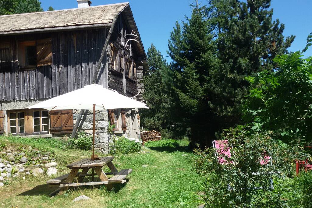 Terrasse plein Sud équipée