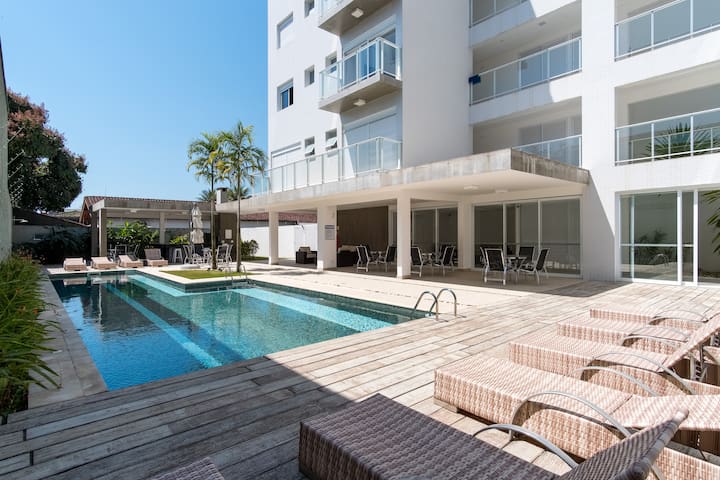 Apto :135 m de conforto! Piscina e muita alegria!