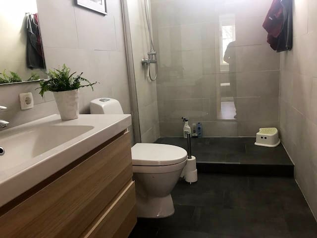 listing_image