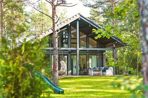 Hapsal Spa Villa 1