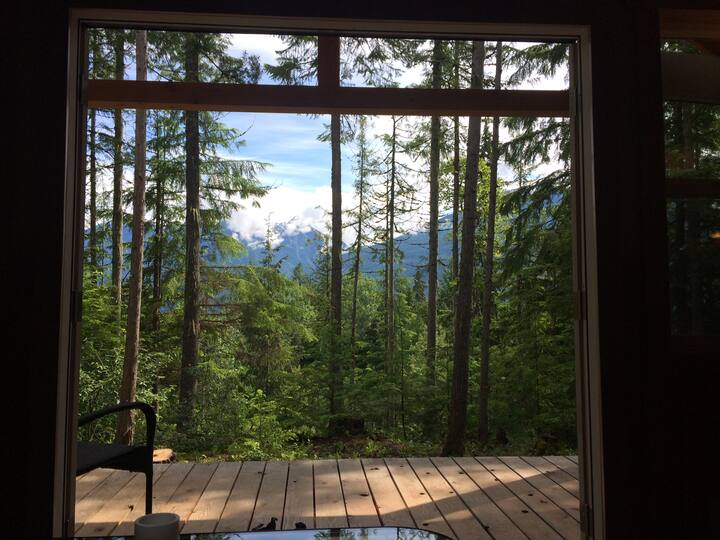 Sunrise Cabin Kaslo Kootenay Lake