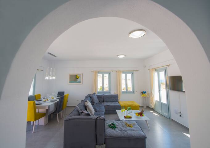 Private large group villa-Accommodation & Events gallery image 5