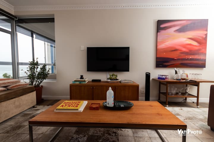 SWIFT STUDIOS SELF-CATERING managed Airbnb listing 2