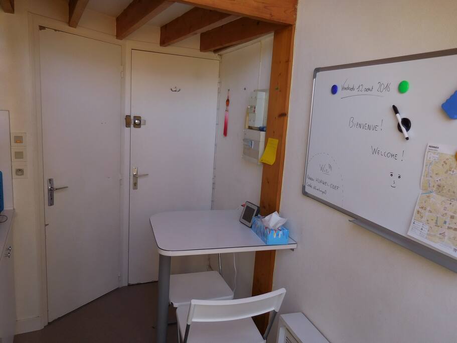 Autre vue de la piece principale.
Other view of the main room