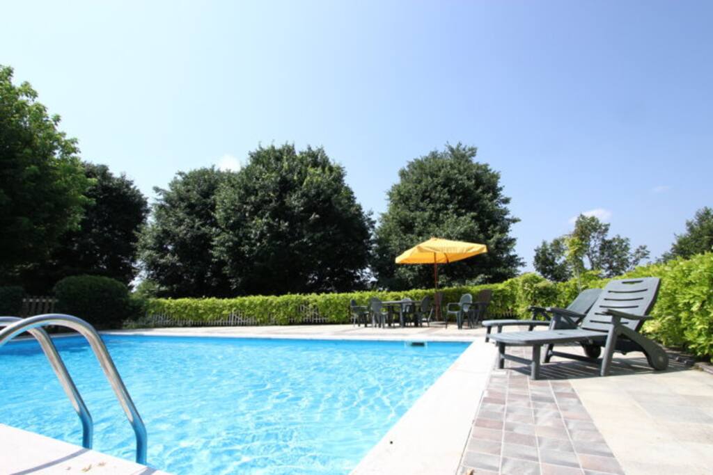 Accesso alla piscina