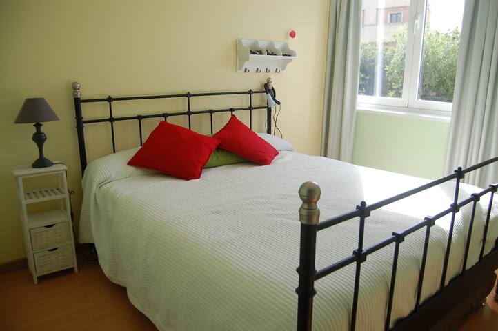 Downtown Apartment in trendy area