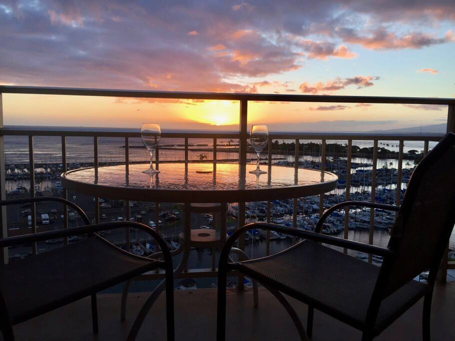 Our balcony is the best place in Waikiki to watch the sunset (with a bottle of wine).