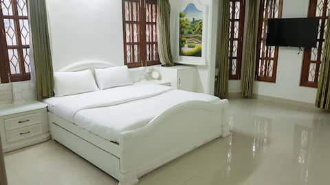 Boutique Room in a beautiful villa Koramangala