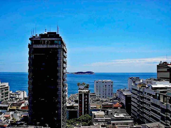 Sea view in spacious, bright Ipanema Apartments for Rent in Ipanema