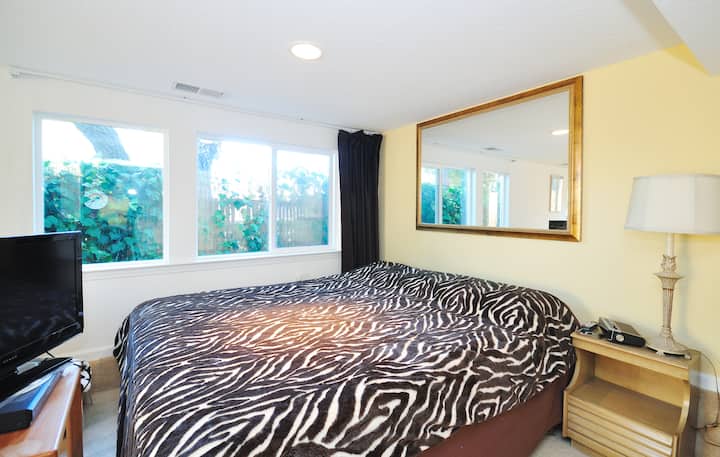 San Rafael Studiogreat Safe Location $1900. Month - San Rafael, CA