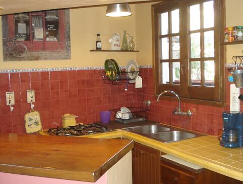 Romantic apart, special couples, sea and downtown