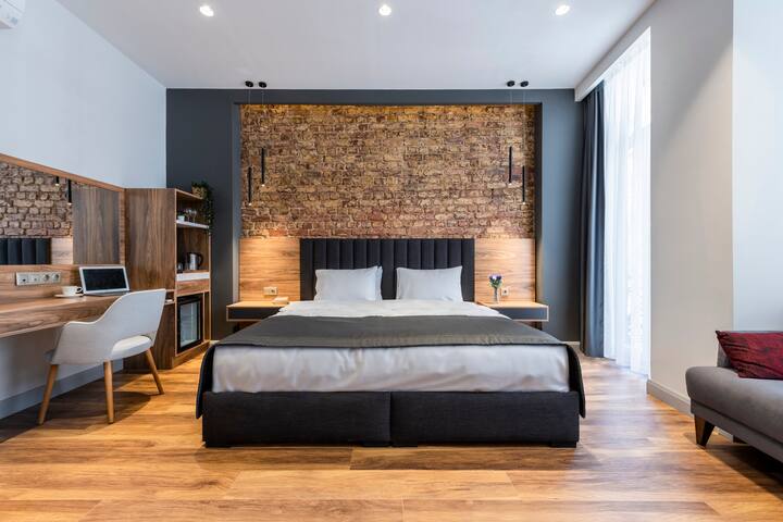 Cozy, Modern 3 Bedrooms in Galata/@tintingalata gallery image 2