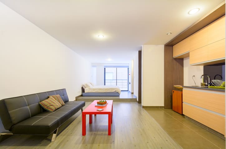 Brand New studio near Zona G