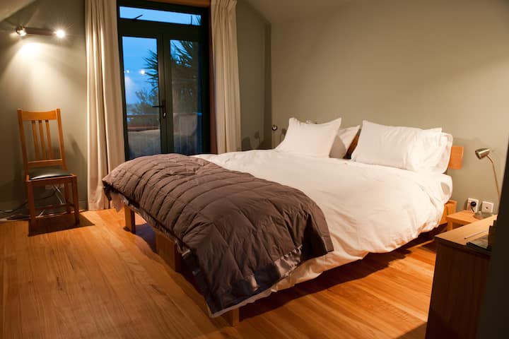 Bedroom with deck overlooking Hoopers Inlet