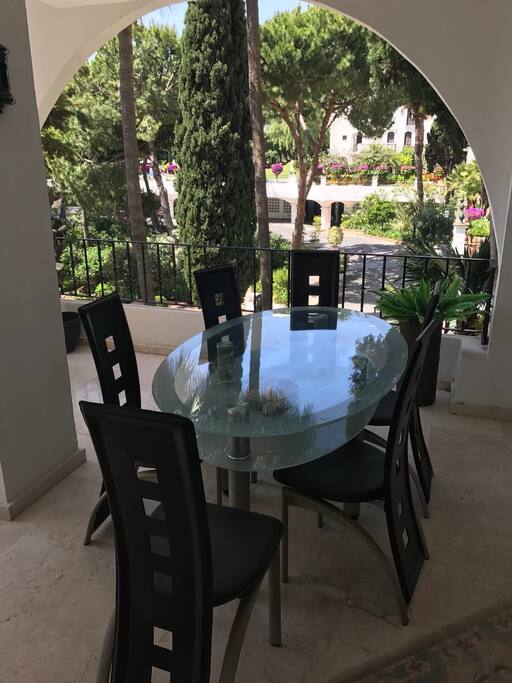 Matbord terrass
Diningtable on the terrace