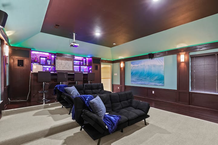 4 Bd Sleeps 10 /Fam Movie Night/ Spa Bath/spacious - The Colony, TX