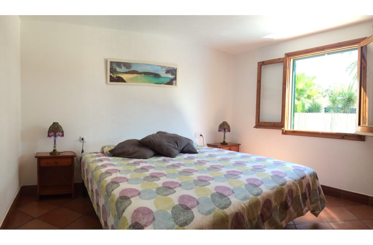 غرفة النوم 1