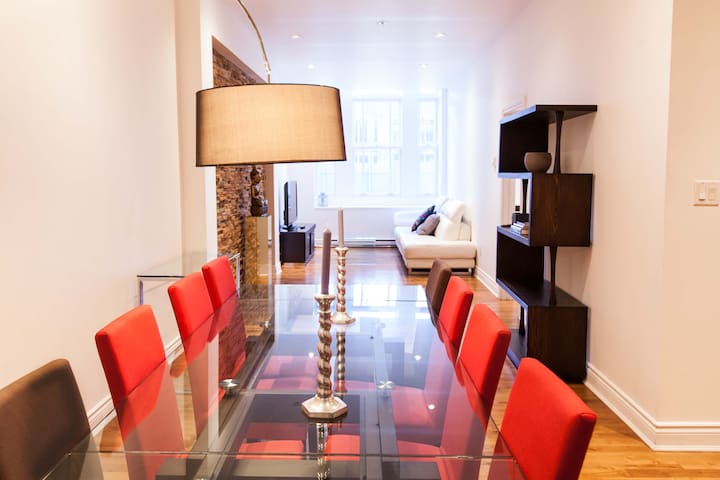 Breathtaking 2bdr apt in Old MTL