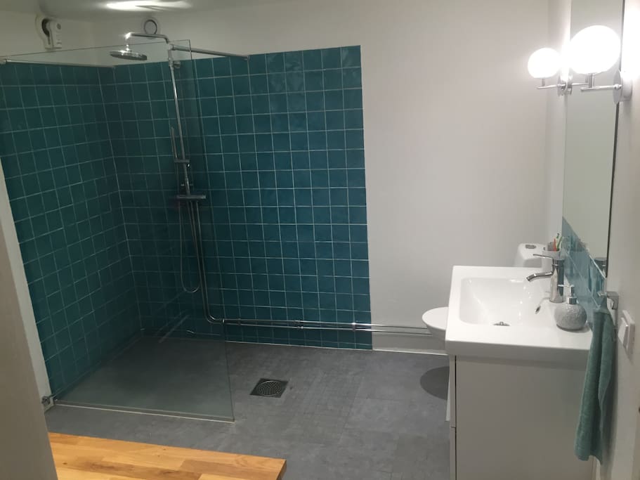 Bathroom 1